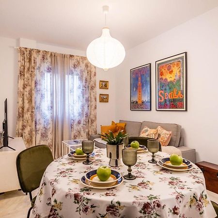 Piso Con Patio Privado Y Parking Nervion Sevilla מראה חיצוני תמונה