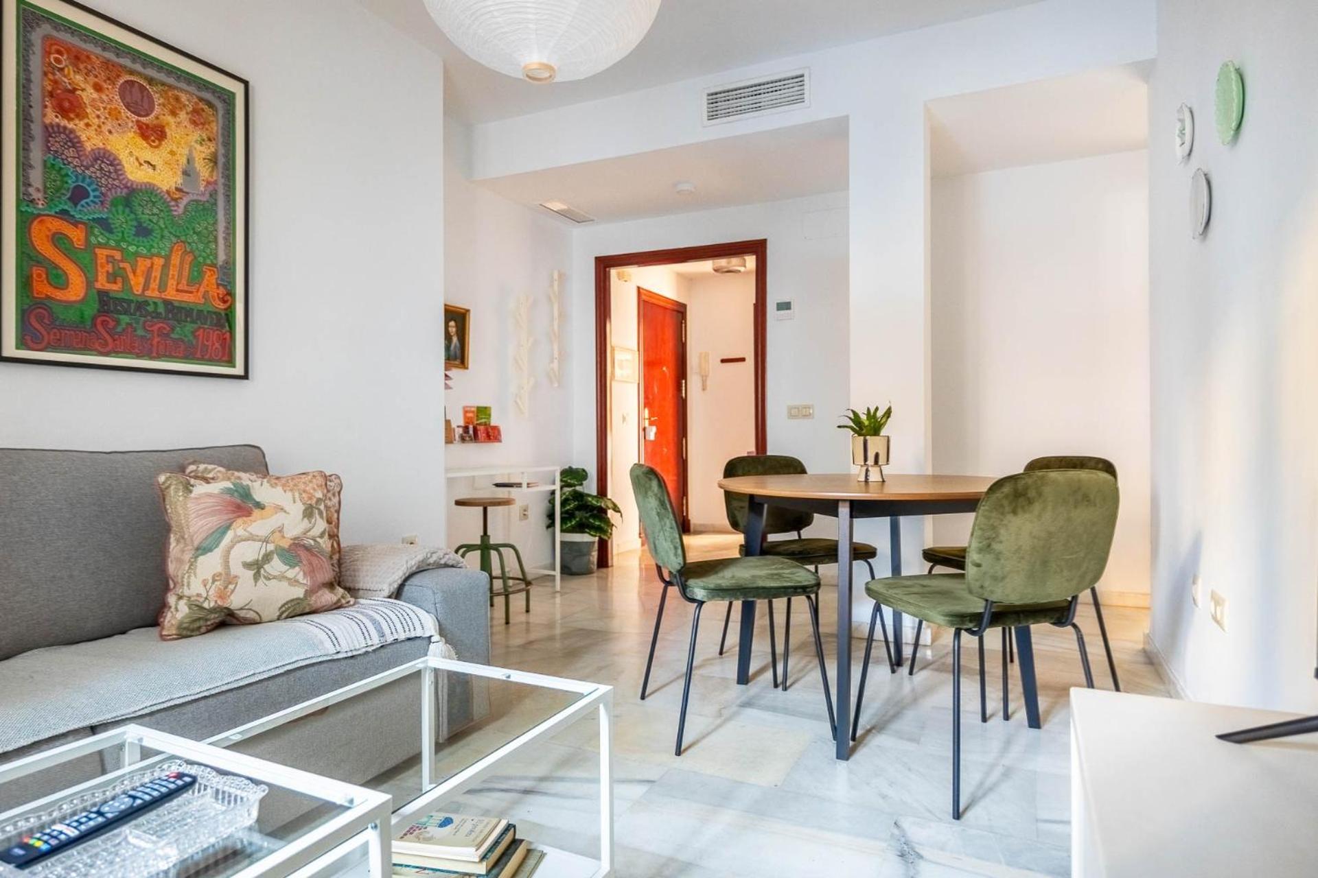 Piso Con Patio Privado Y Parking Nervion Sevilla מראה חיצוני תמונה