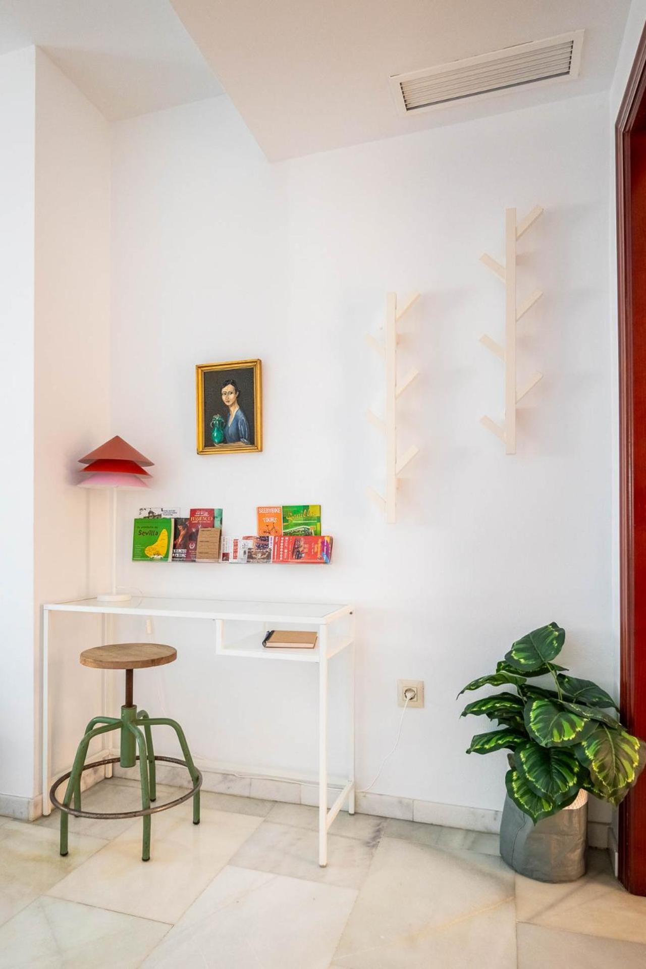 Piso Con Patio Privado Y Parking Nervion Sevilla מראה חיצוני תמונה